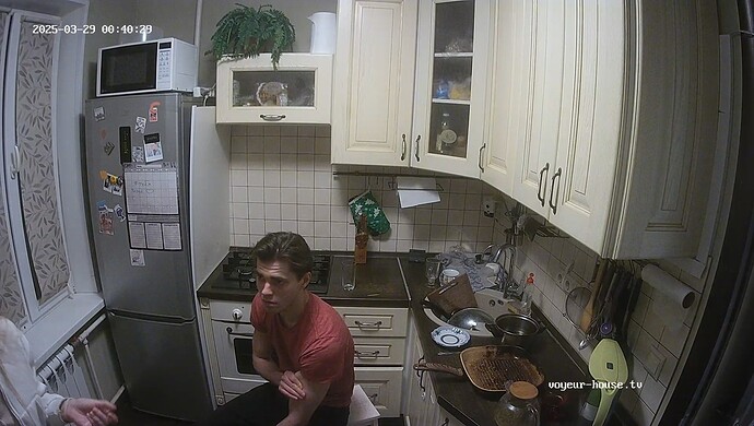 realm7-cam12-1743199953