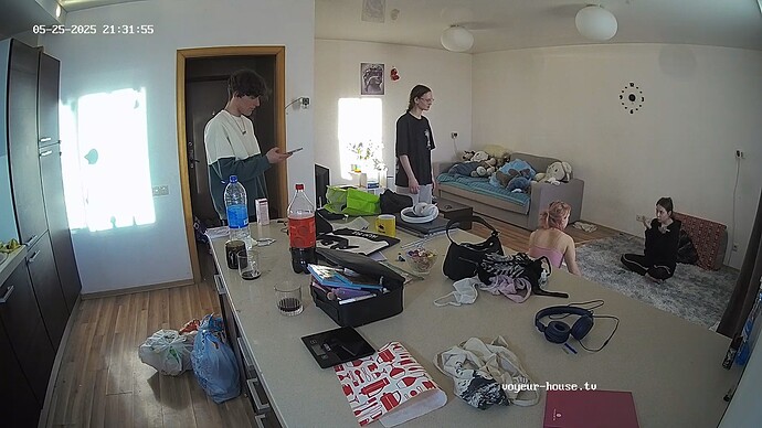 realm52-cam12-1748187153