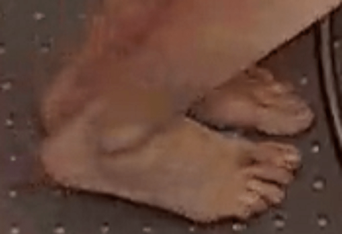 feet Alya 6-29-22 1