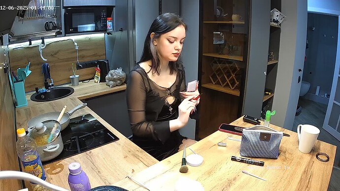 realm94-cam12-1764974680