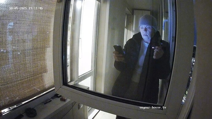 realm75-cam110-1759680747 (1)