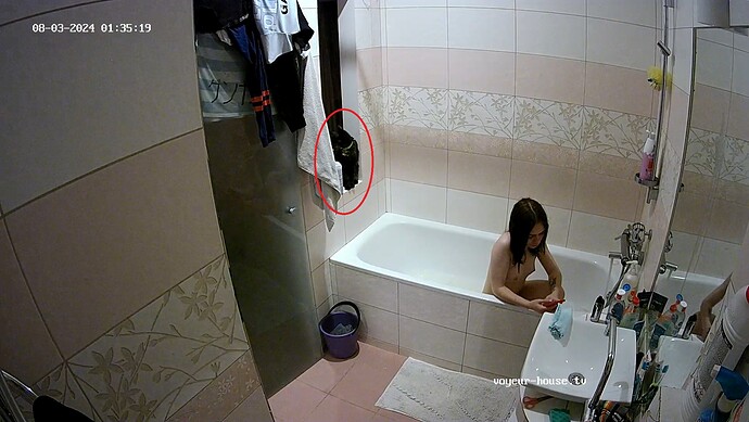 realm69-cam19-1722634718