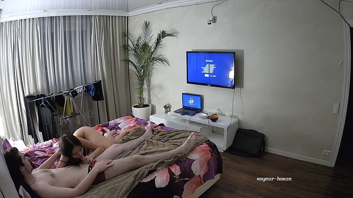 realm106-cam15-1759432526