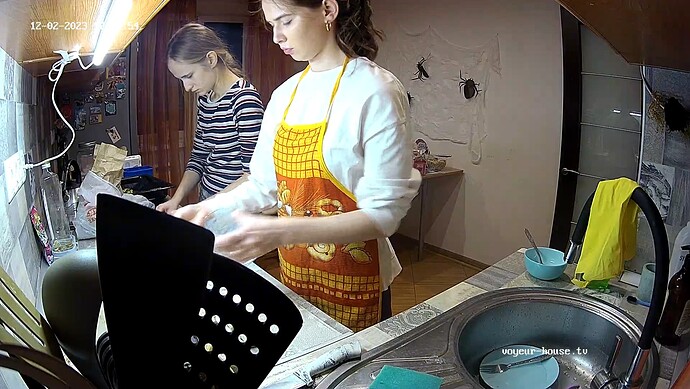 realm37-cam11-1701528325