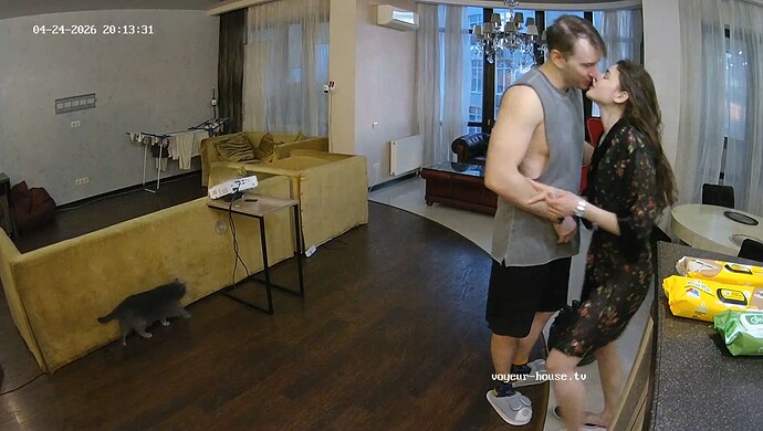 realm8-cam13-1777062044