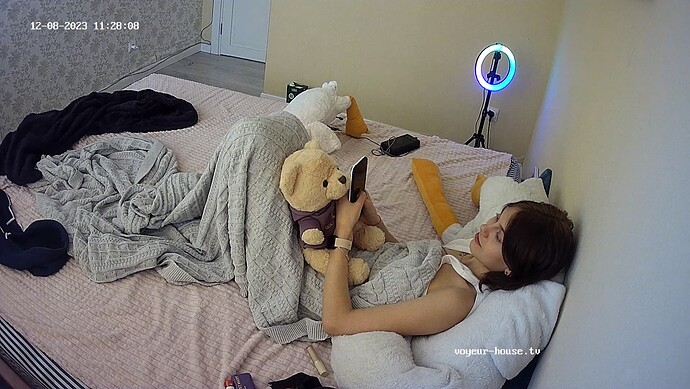 realm92-cam110-1702044923