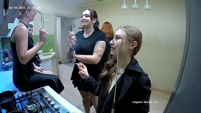 EvelynLippo-20251010-03