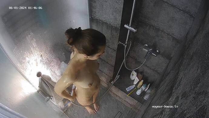 realm1-cam111-1717250238