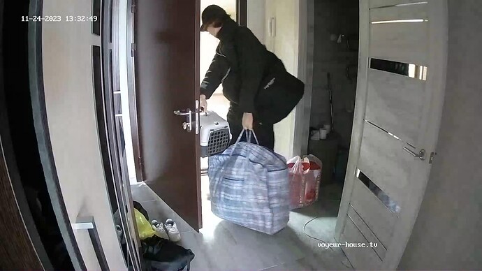 realm6-cam110-1700826649