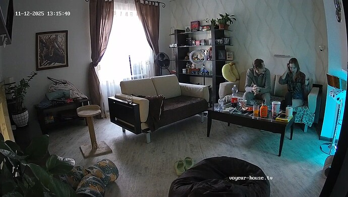 realm64-cam13-1762945505