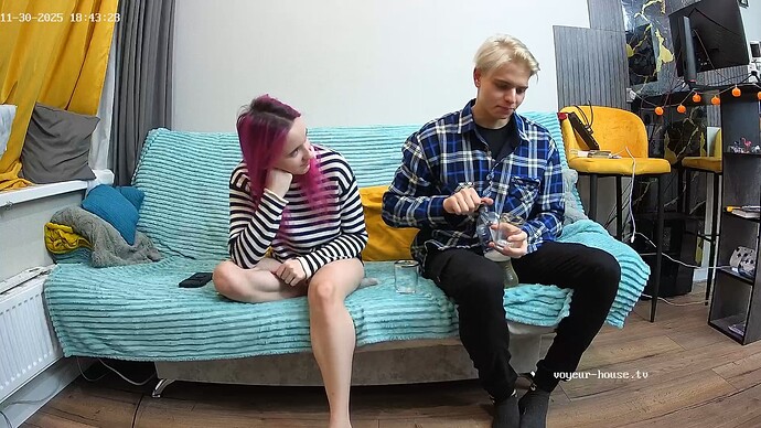 realm42-cam14-1764517441