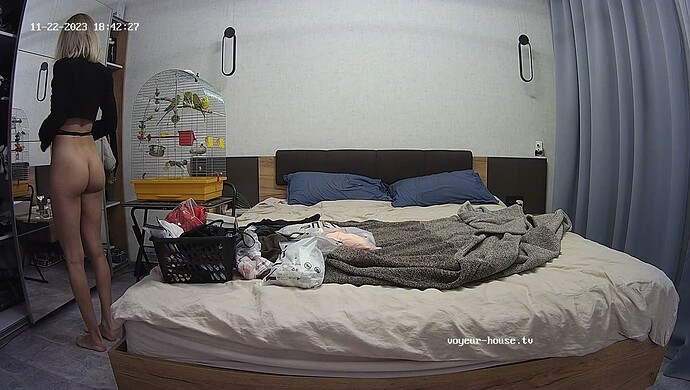 realm8-cam18-1700671382