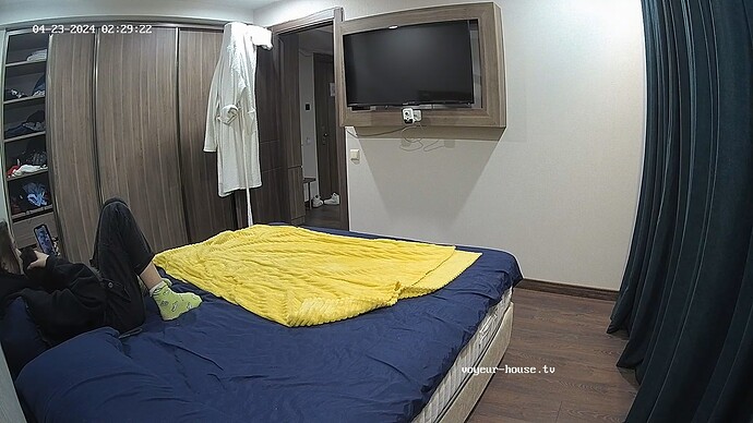 realm89-cam18-1713824987