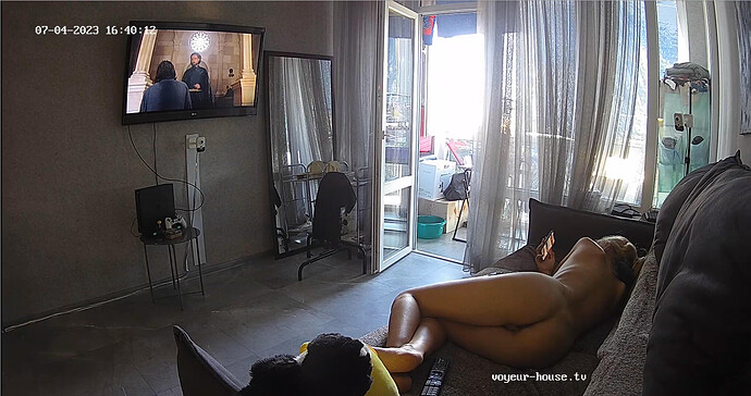 Screenshot 2023-07-04 at 17-22-51 Bedroom camera at Amelie & Lucas reallifecam apartment at Voyeur House TV (cam17)