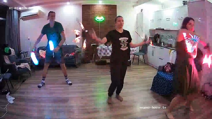 realm114-cam15-1758660688