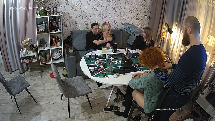 realm18-cam15-1764984511