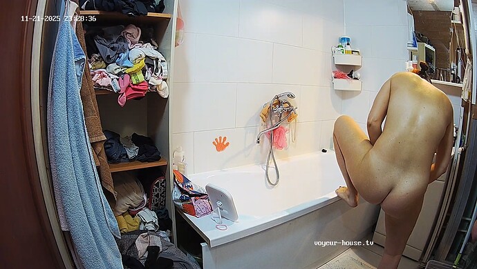 realm75-cam18-1763759801