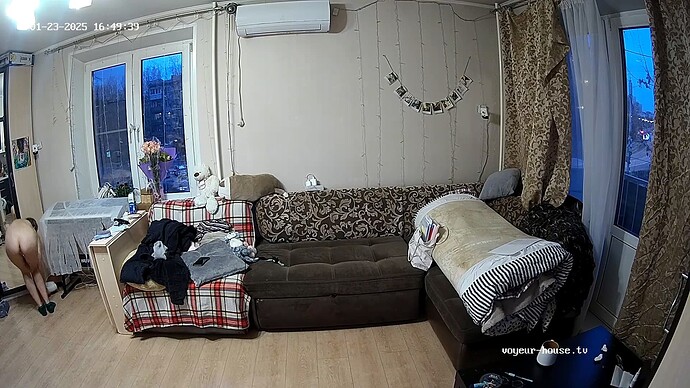 realm7-cam18-1737640295