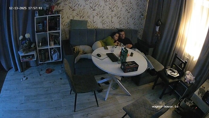 realm18-cam15-1765638107