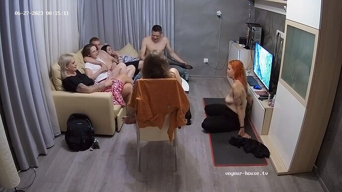 Julia_230627_topless_livingroom_@_Alida_realm62-cam15-1687814144
