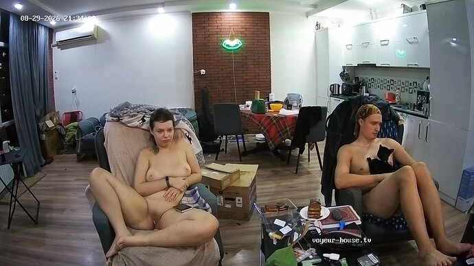 realm114-cam15-1788025603
