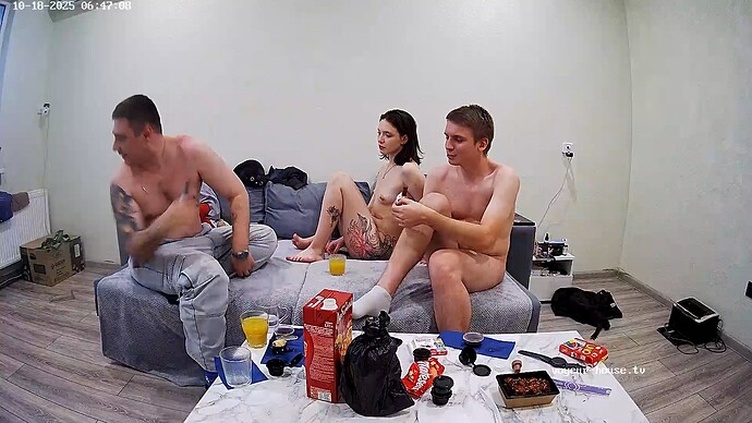 realm117-cam15-1760759266