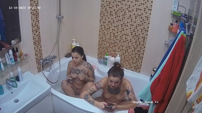 Julia_231211_Trisha_bathtubb_@_N&J_realm62-cam110-1702221190