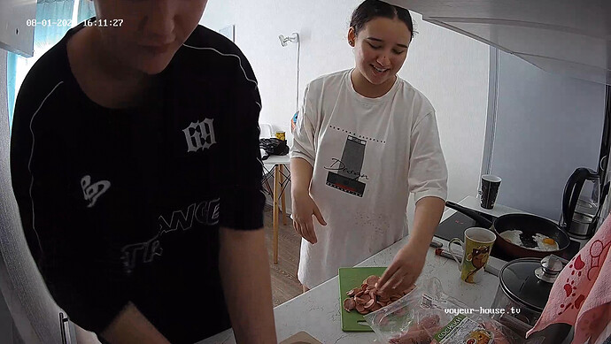 realm2-cam12-1722518306