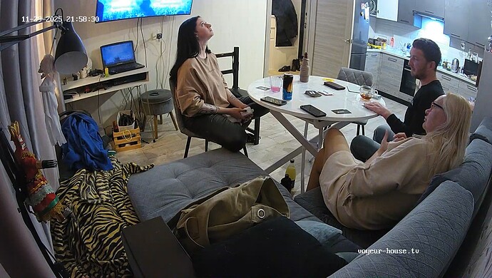 realm18-cam13-1764442819