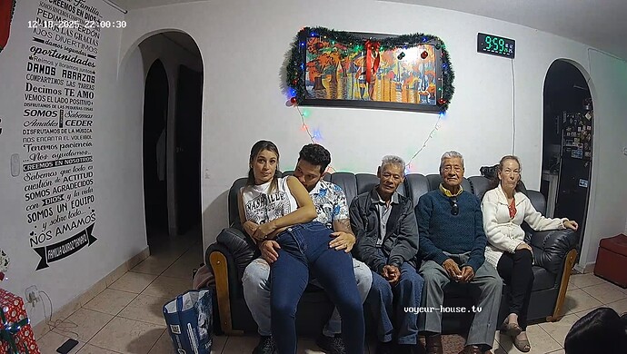 realm21-cam15-1766139552