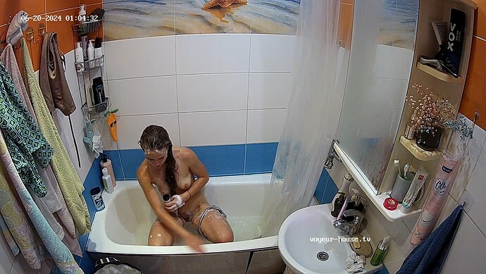 realm7-cam16-1718836521