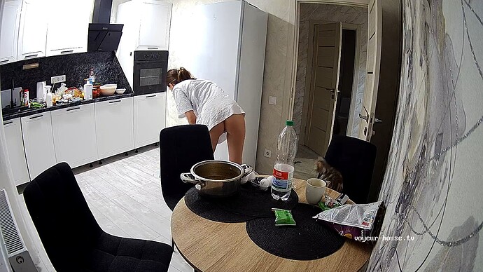 realm13-cam11-1764868313