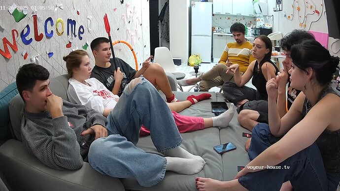 realm56-cam14-1764108401