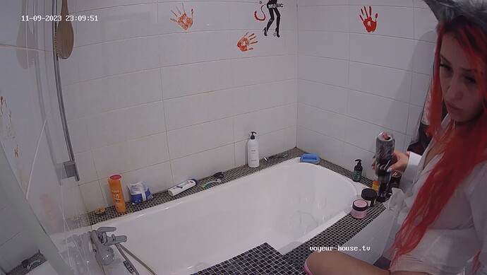 realm18-cam112-1699574411