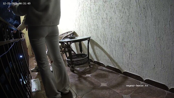 realm126-cam114-1765747948