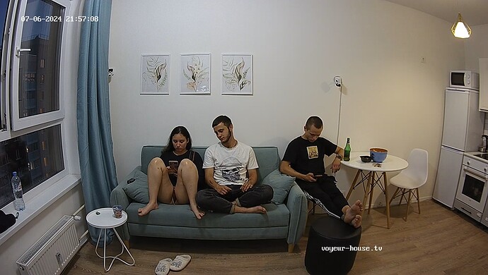 realm2-cam15-1720292261