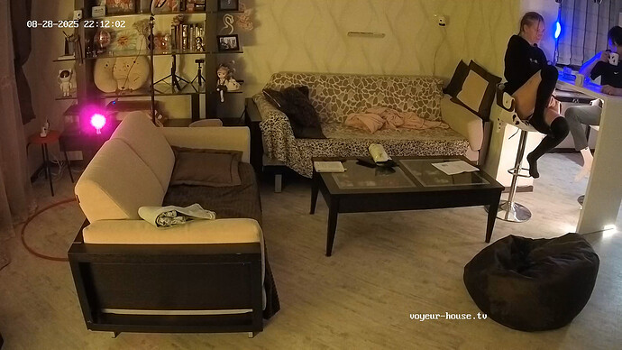 realm64-cam14-1756408360