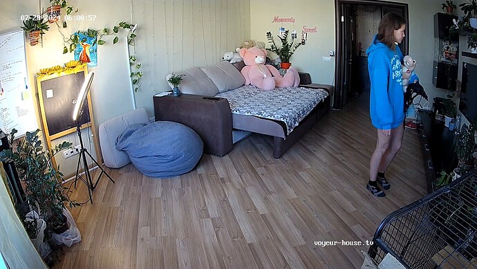 realm37-cam15-1722161177