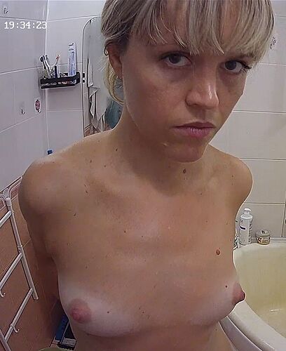 Jessy_230811_nipples_bathroom_@_Kaya_realm90_02