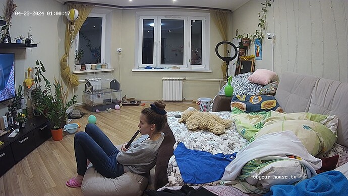 realm37-cam13-1713823250