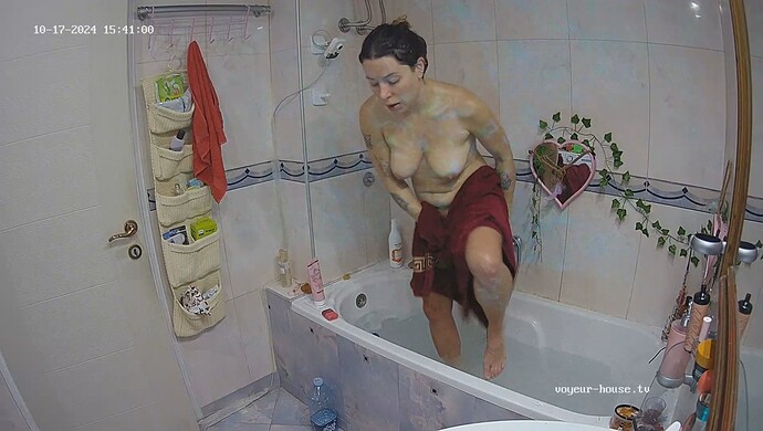 realm9-cam115-1729182232