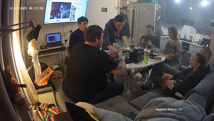 realm18-cam13-1765128088