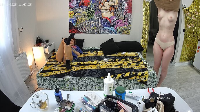 realm5-cam15-1763569635