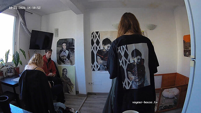 realm166-cam12-1792598810