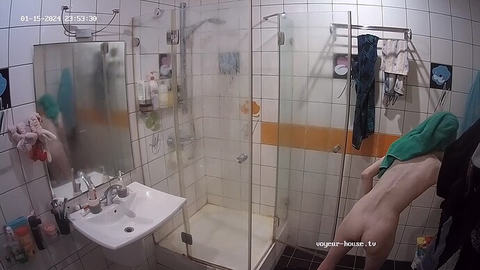 realm52-cam110-1705352560