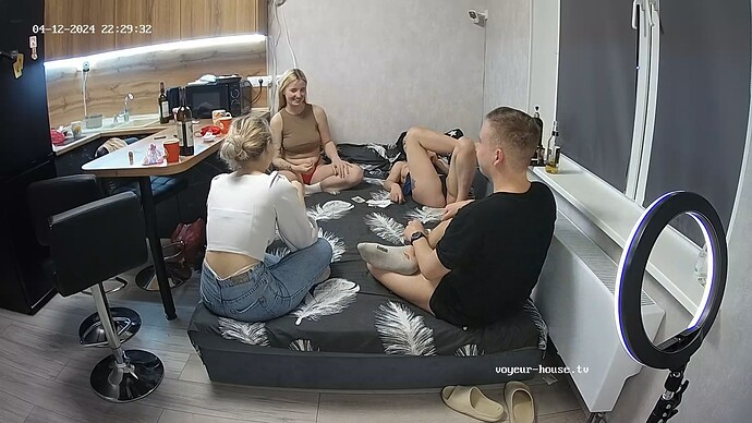 realm25-cam15-1712954664