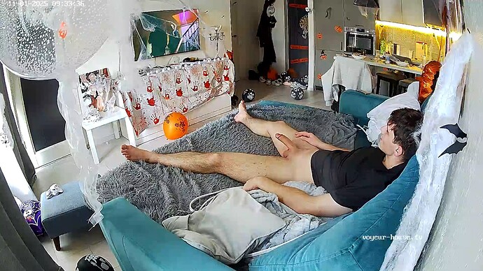 realm101-cam15-1761988904