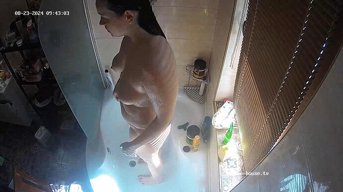 realm44-cam115-1724416749