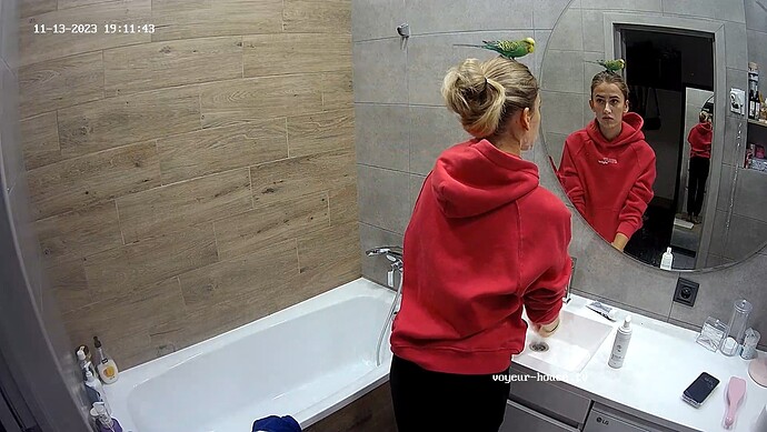 realm8-cam19-1699895541