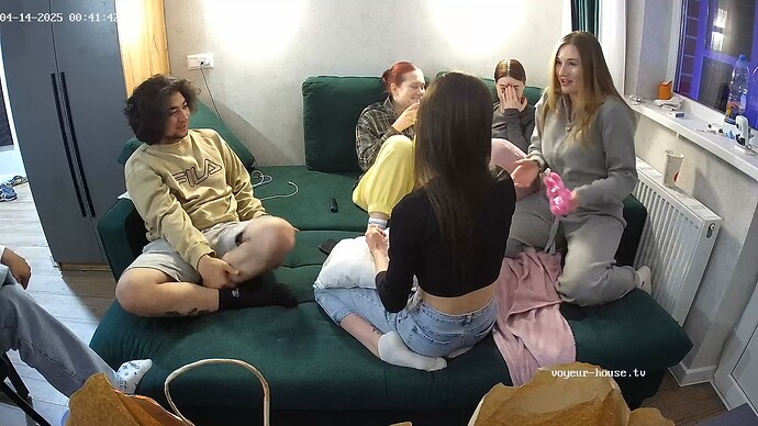 realm56-cam15-1744580544